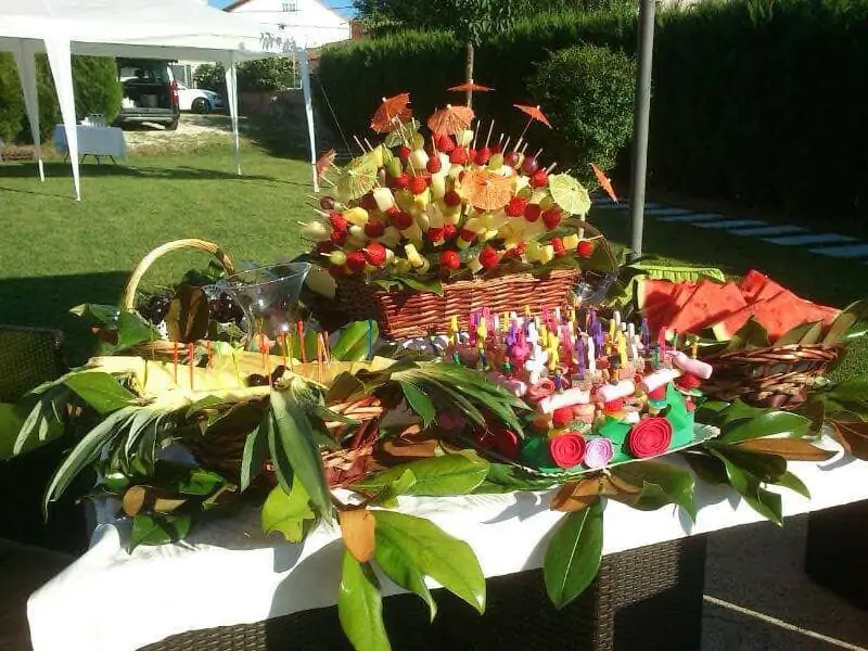 mesa fruta pequena